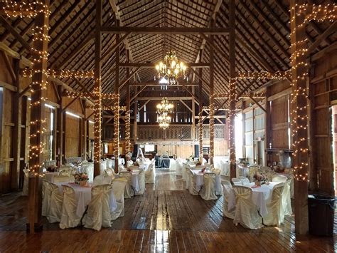 Sugar Island Barn | Reception Venues - The Knot