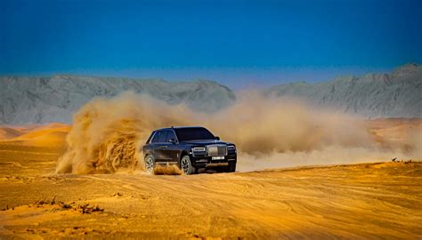 Watch the Rolls-Royce Cullinan Do Some Desert Flogging