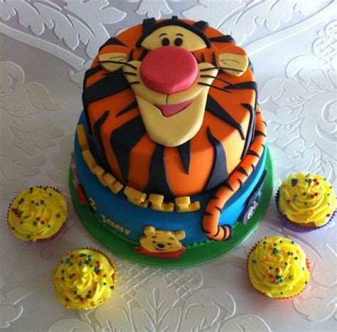 Cake Ideas- Disney themes | Winnie the pooh cake, Party cakes, Birthday ...