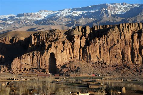 Sunrise of Bamyan Valley | Bamyan Valley is home to the gian… | Flickr