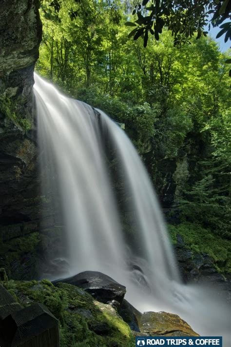 7 Spectacular Waterfalls Near Highlands, NC - Road Trips & Coffee ...