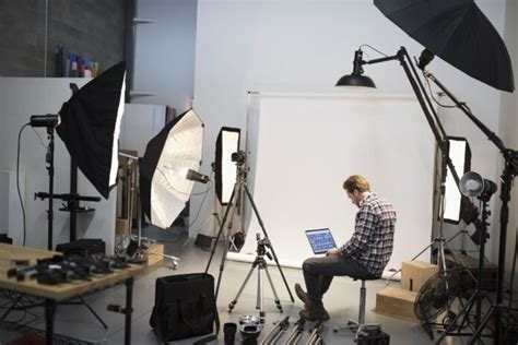 8 Studio Lighting Tips and Tricks for YouTube Videos - The Washington Note