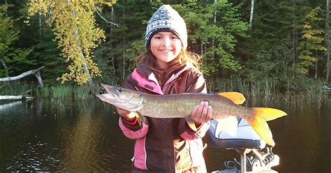 Hayward, Wisconsin Fishing Resort | Fishing Vacations on Moose Lake