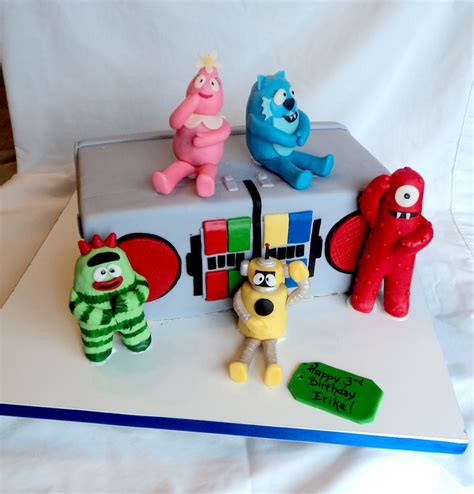 Delectable Cakes: Yo Gabba Gabba Birthday Cake