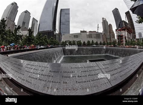 911 World Trade Center Memorial , Ground Zero, Manhattan, New York ...