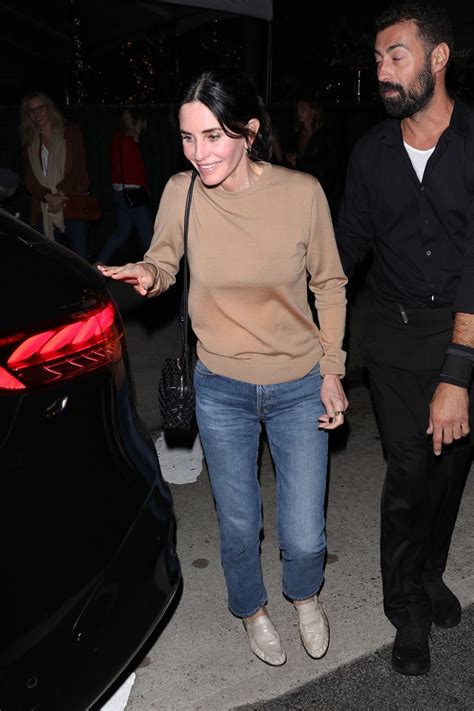 COURTENEY COX Leaves Giorgio Baldi in Santa Monica 10/18/2023 – HawtCelebs