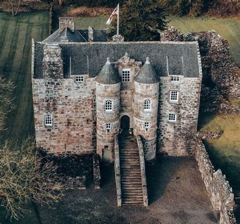 Rowallan Castle: A Timeless Tale of Majesty, History, and Enchantment ...