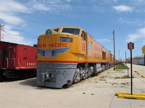 Union Pacific GTEL 18 at the Illinois Railway Museum [2918x2189] [My ...