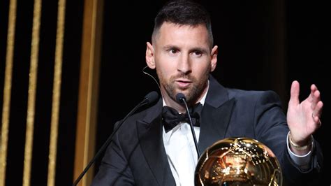 Lionel Messi wins record-extending 8th Ballon d’Or – NECN