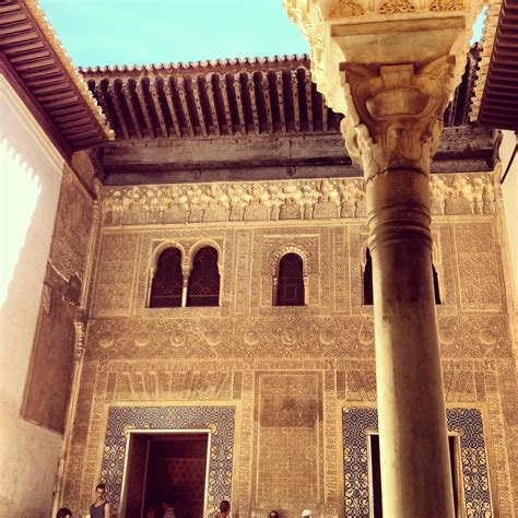 The Alhambra: Layers of Beauty and Architectural History - Slow Space