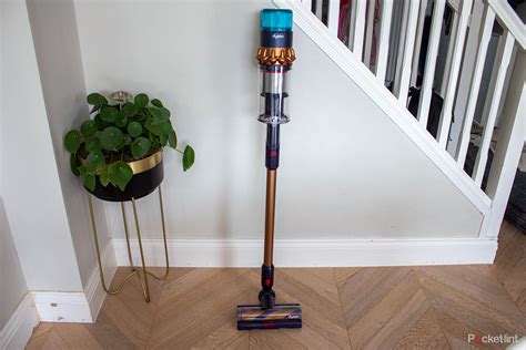 Dyson Gen5detect Absolute cordless vacuum review - All About The Tech ...