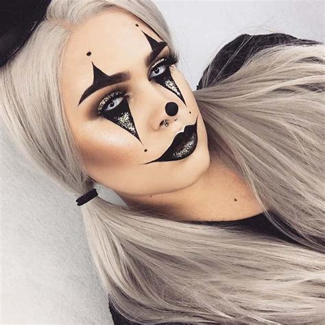 63 Trendy Clown Makeup Ideas for Halloween 2020 - Page 2 of 6 - StayGlam