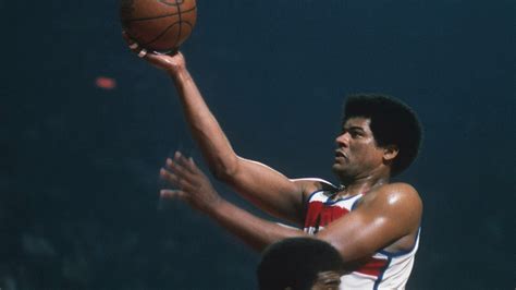 Wes Unseld, 1969 NBA Rookie of Year and MVP, dies at 74 | KTVU FOX 2