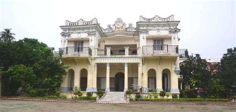 12 Mansions in India For A Taste of Indian Luxury