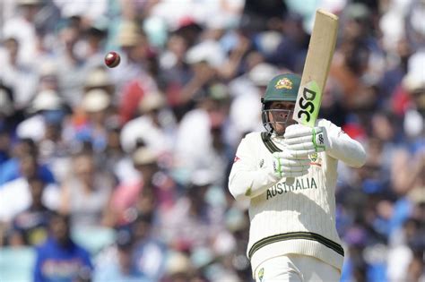 Usman Khawaja bunts the ball to the leg side | ESPNcricinfo.com