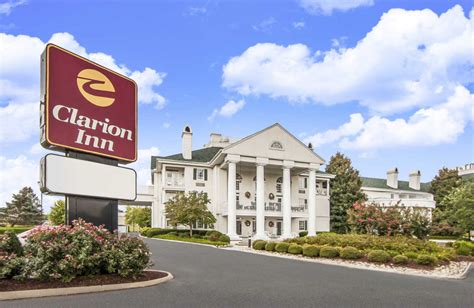 Clarion Inn Willow River (Sevierville, TN) - Resort Reviews ...