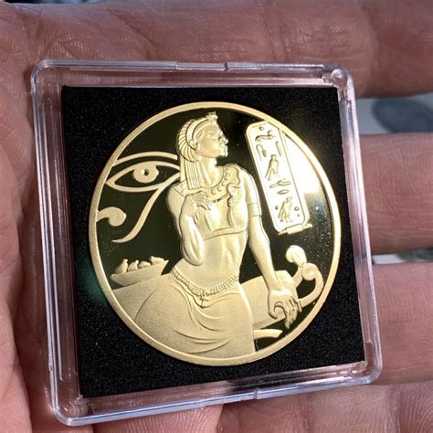 Cleopatra Challenge Coin Queen of Ptolemaic Kingdom of Egypt Gold Plated w Case!