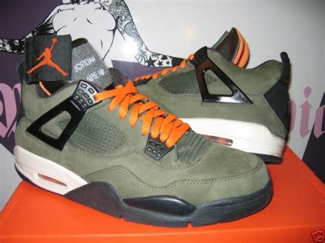 Air Jordan IV 2005 Retro - Undefeated (UNDFTD) - Olive - Oiled Suede ...