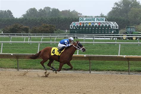 Delaware Park Horse Racing- Oct 3rd, 2015