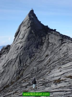 Mount Kinabalu Summit Trail, after 6 KM (until the Summit)/mount-kinabalu-dsc01187