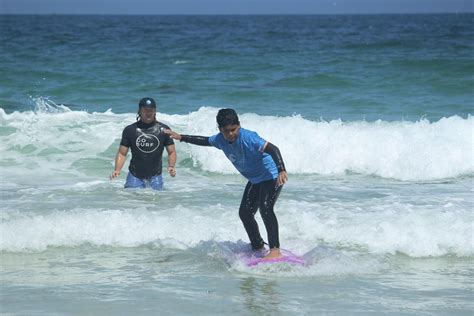 Surf tips for beginners and intermediate surfers in Perth