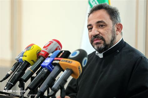 Mehr News Agency - Iran's religious minorities condemn insulting to Holy Prophet