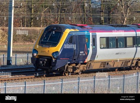 Avanti West Coast Super Voyager in new livery at Winwick on the West ...