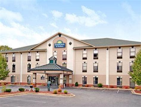 Days Inn & Suites by Wyndham Morganton Hotel (Morganton (NC)) - Deals ...