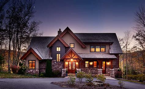 A Stone and Timber-Clad American Mountain Home | Homebuilding & Renovating