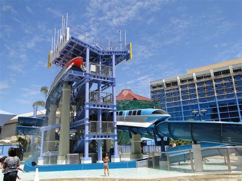 Disneyland Hotel Monorail Pool – Ultimate Photo Tour! - Disney Travel Babble