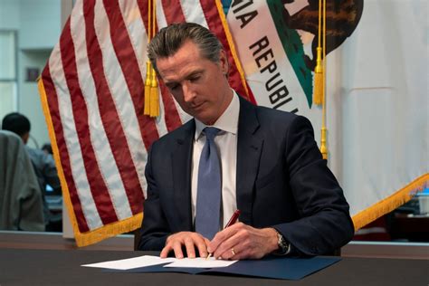 Gavin Newsom signs 2 laws to support local government response to COVID ...