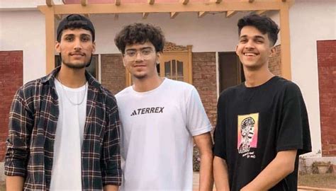 Aur Band Members Name, Age & Details - Pakistani Band | Showbiz Hut