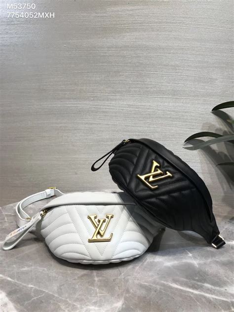 Louis Vuitton Fanny Pack Black Leather | Literacy Basics