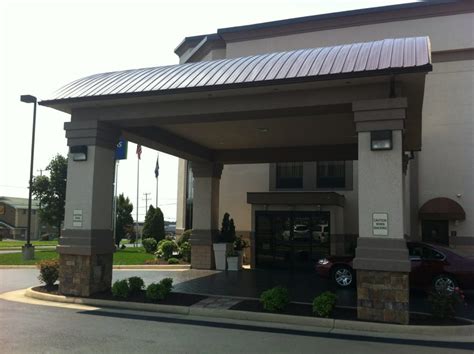 Holiday Inn Express HARRISONBURG - Hotels - Harrisonburg, VA - Yelp