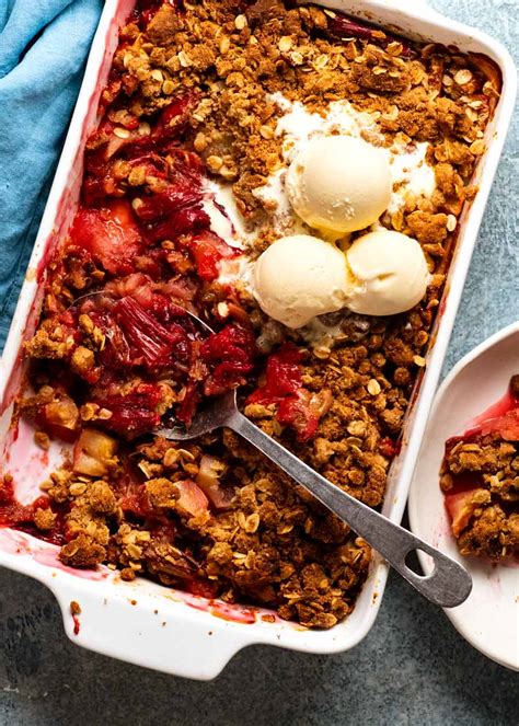 Rhubarb crumble with apple | RecipeTin Eats | Foodie Passion Blog