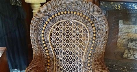 Walking Arizona: Antique Rattan Rocking Chair