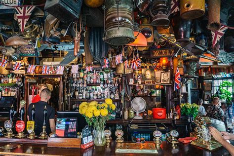 The Churchill Arms - the most colourful pub in London - CK Travels