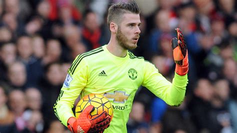 Watch: David De Gea makes unbelievable save on Coutinho - Sports Illustrated