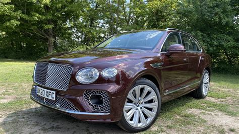 First drive review: 2021 Bentley Bentayga SUV adds it up