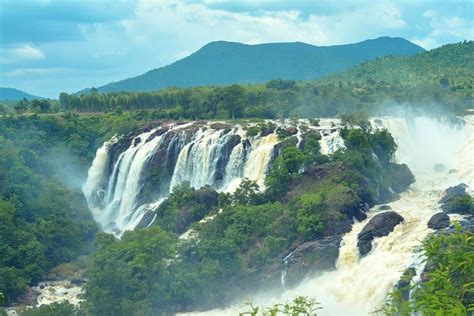 Best Tourist Places to Visit Near Bangalore - Bangalore Tourism 2022