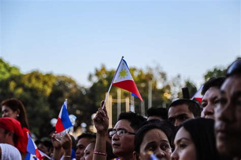 Philippines l Human rights defender protection law passes three readings in the House of ...