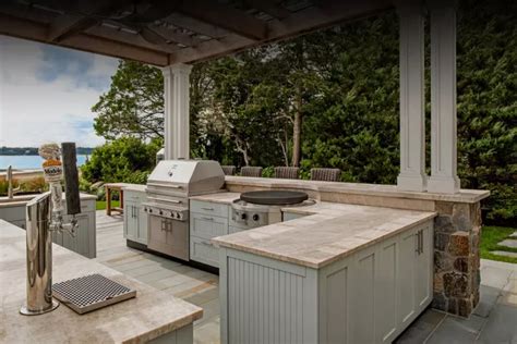 Outdoor Kitchen Cabinets: A Growing Trend in Australian Homes - PA Kitchen