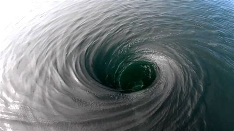 Big scary whirlpool : r/natureismetal