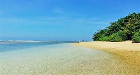 Pantai Ujung Genteng 🏖️ HTM, Rute, Foto & Ulasan Pengunjung