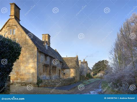 Cotswold Cottages in Winter Stock Photo - Image of guest, holiday: 34038794