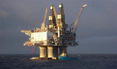 Engineering Channel: Hibernia Oil Platform