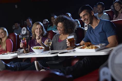 Guide to dine-in movie theaters in Chicago