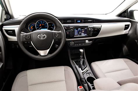 Toyota Corolla Se Interior