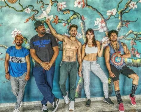 Street Dancer 3D star Varun Dhawan poses with Nora Fatehi, Dharmesh & others | Entertainment ...