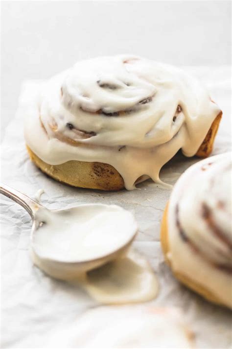 Best Cinnamon Roll Icing | Creme De La Crumb